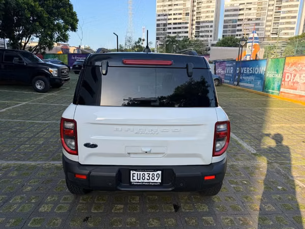 2025 Ford Bronco Sport Outerbanks 4x4 ( Solo 1500kms )
