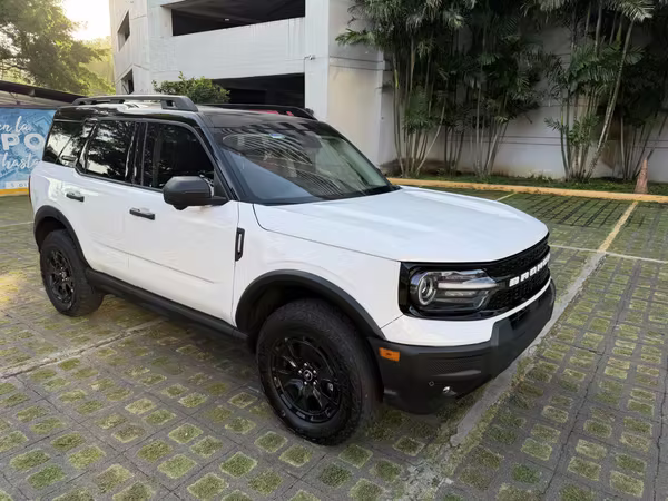 2025 Ford Bronco Sport Outerbanks 4x4 ( Solo 1500kms )