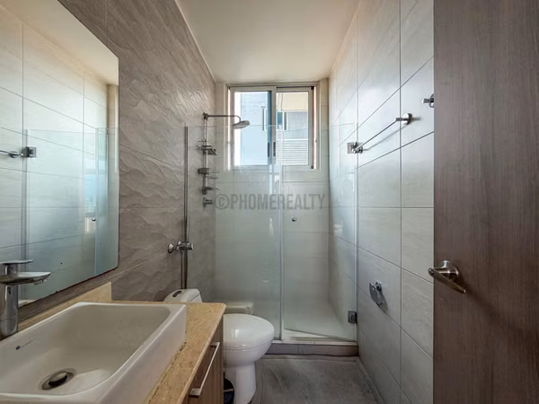 Apartment for Rent in Dos Mares, Panama – Spacious 140 m² Residence with Balcony
