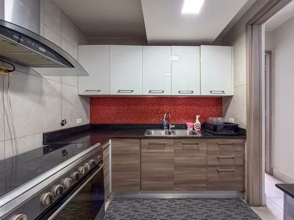 Apartment for Rent in Dos Mares, Panama – Spacious 140 m² Residence with Balcony