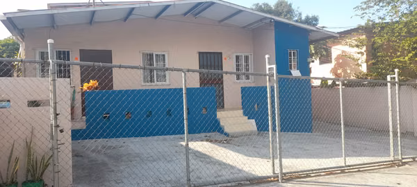 Rent 1 bedroom apartment near La Roosevelt