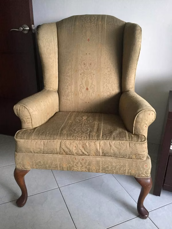 Elegant chair