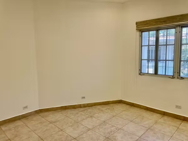 Sale of House in Altos del Golf LH
