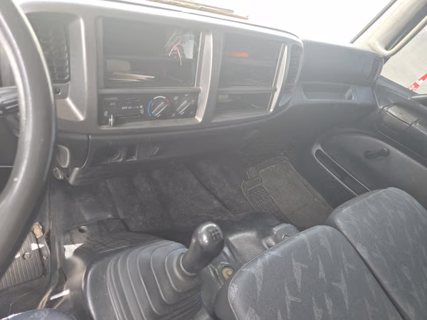 SE VENDE CAMION Hino Modelo FC 500 año 2011