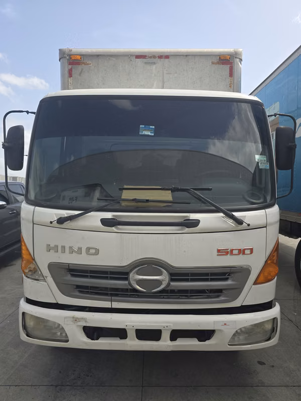 SE VENDE CAMION Hino Modelo FC 500 año 2011