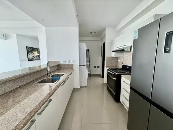 Amoblado apartment rental in Costa del Este 3 Recamaras LH
