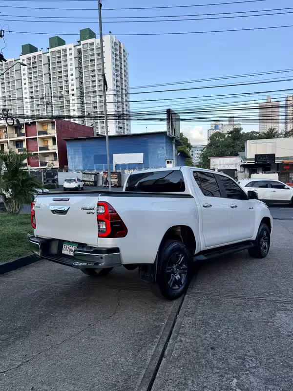 TOYOTA HILUX SRV 2023