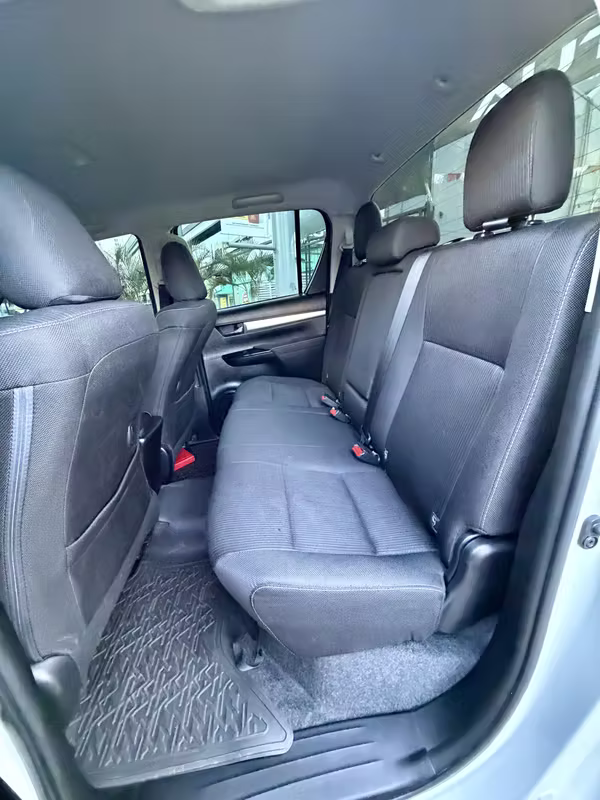 TOYOTA HILUX SRV 2023