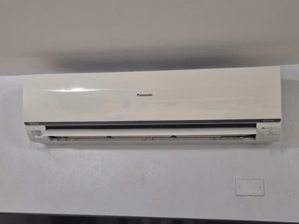 Se Vende Aire Acondicionado Panasonic 18 mil BTU Inverter