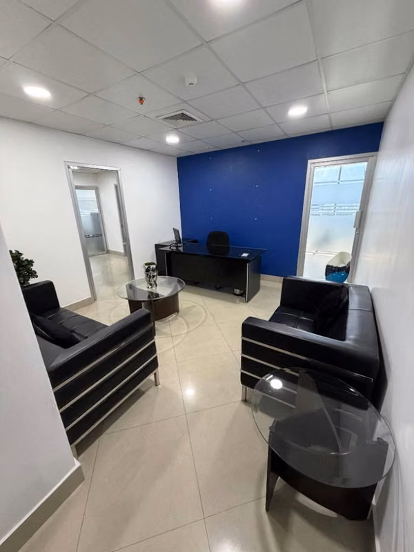 VENDO OFFICE 156M2 EN F & amp; F TOWERS  124; AMOBLADA-124; $285,000.00