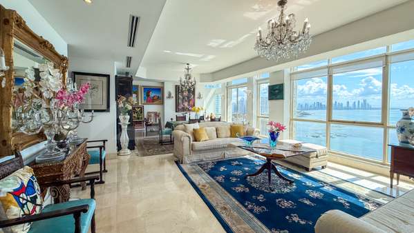 Venta de apartamento en Pacific Point, Punta Pacífica