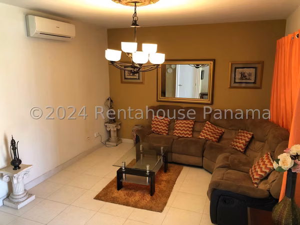 Venta de Casa en Versalles Quintas de Versalles 276 Mts PD