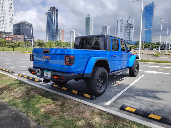 JEEP GLADIATOR MOJAVE - Remato