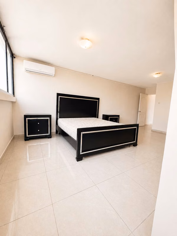 I SELL A 189 SQUARE METER APARTMENT IN SAN FRANCISCO