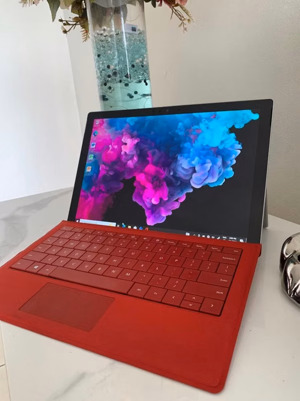 SURFACE  PRO 5 MICROSOFT 8GB RAM CORE I5 256GB SSD