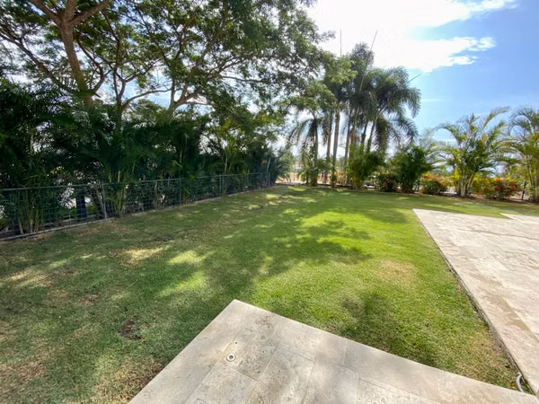 CASAMAR APARTMENT WITH PATIO