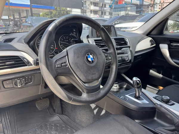 BMW 118I 2017