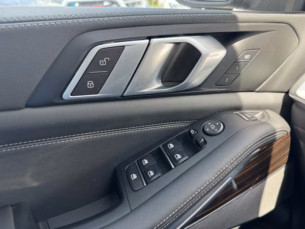 BMW X5 2024