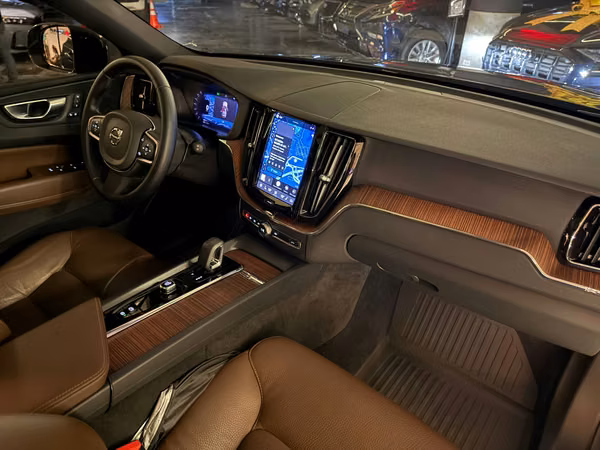 Volvo XC60 B5 Mild Hybrid 2024
