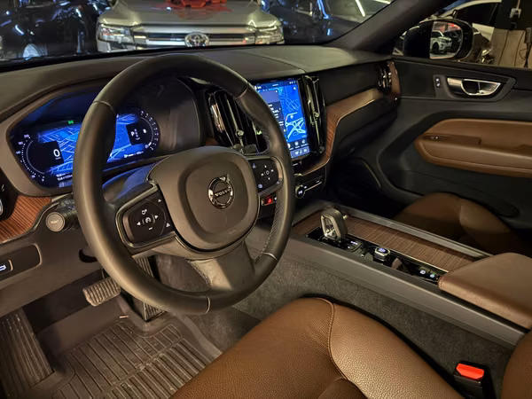 Volvo XC60 B5 Mild Hybrid 2024