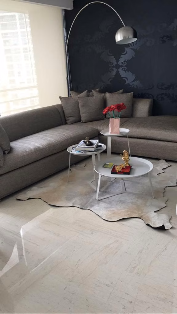 Melissa Foster Luxury Sells Spectacular Apartment at Los Delfines Avenida Balboa MFR2041