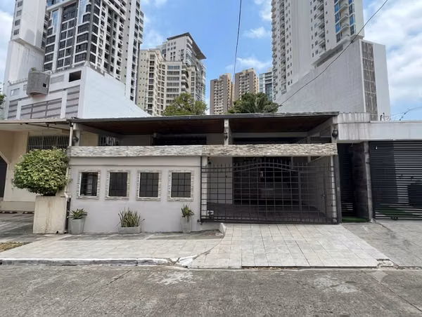 VENDO CASA EN HATO PINTADO (DB)