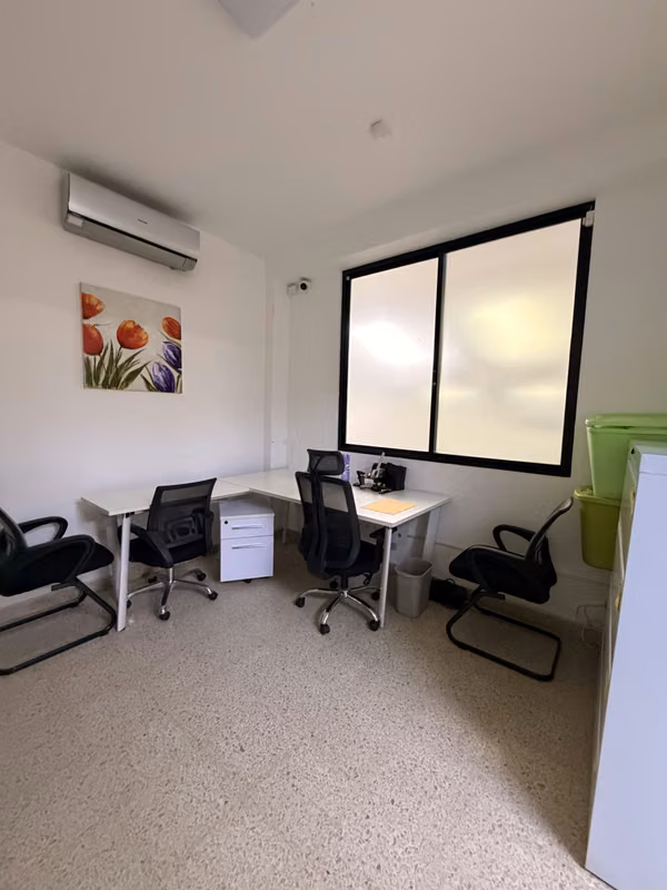FOR RENT AN IMPRESSIVE HOUSE / COMMERCIAL PREMISES IN EL DORADO