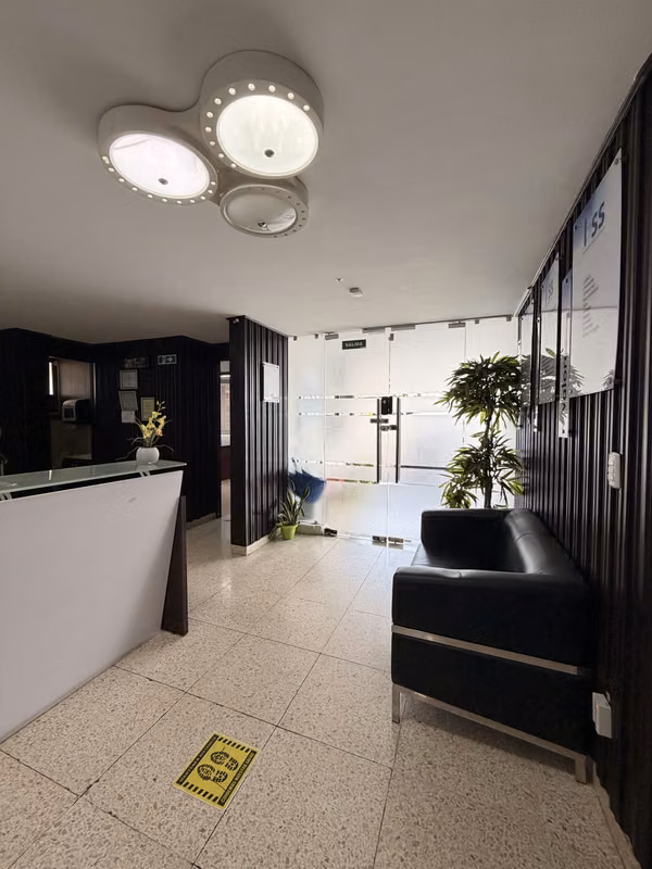 FOR RENT AN IMPRESSIVE HOUSE / COMMERCIAL PREMISES IN EL DORADO
