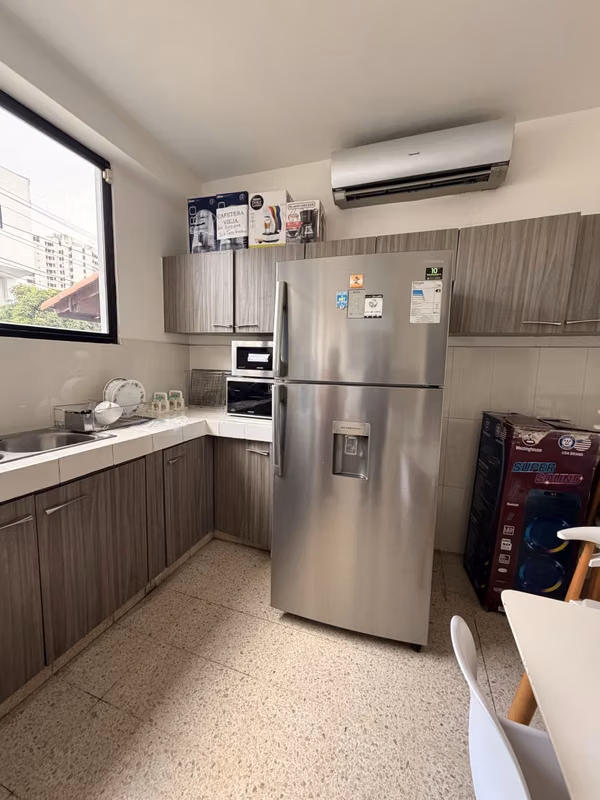 FOR RENT AN IMPRESSIVE HOUSE / COMMERCIAL PREMISES IN EL DORADO