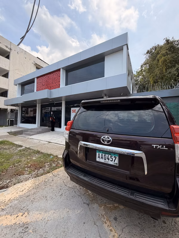 FOR RENT RENOVATED COMMERCIAL SPACE