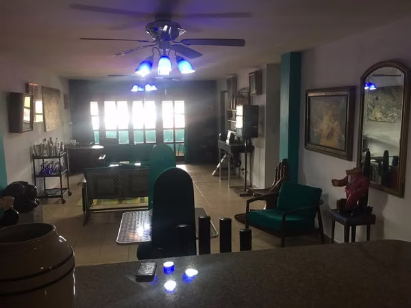 The price is only negotiated up - San Francisco 2 and 2 furnished