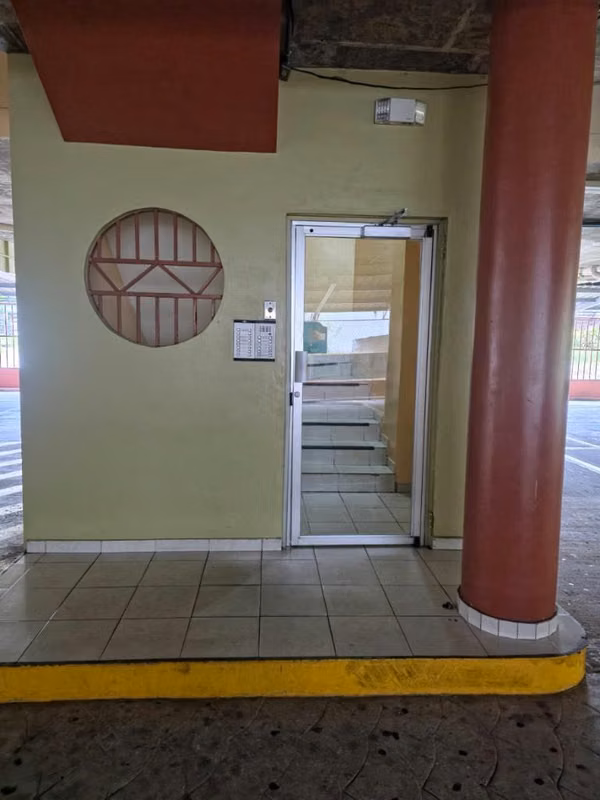 Vendo $85,000 Ph Premier Plaza