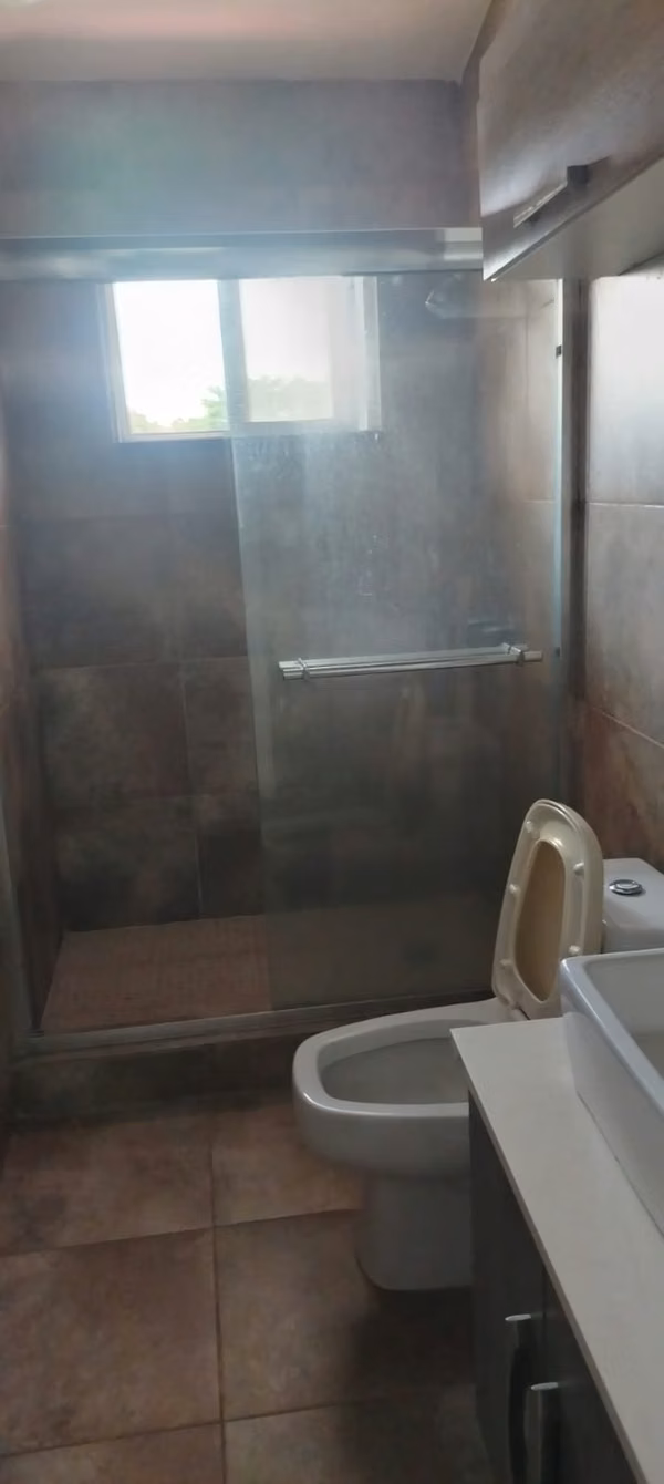 Alquilo Apto Estudio Amoblado en Balboa Ancón DC