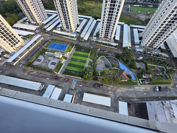 ABSOLUTE REMATE APT 3R3B1P EN PH ROKAS CONDADO DEL REY 148000
