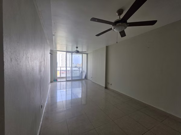 ABSOLUTE REMATE APT 3R3B1P EN PH ROKAS CONDADO DEL REY 148000