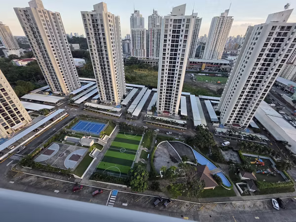 ABSOLUTE REMATE APT 3R3B1P EN PH ROKAS CONDADO DEL REY 148000