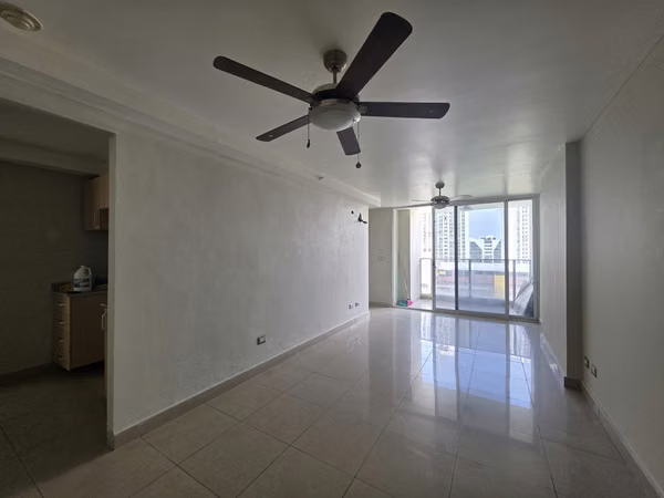 ABSOLUTE REMATE APT 3R3B1P EN PH ROKAS CONDADO DEL REY 148000