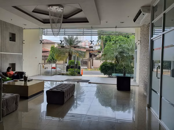 RENTAL APARTMENT ON EAST COAST