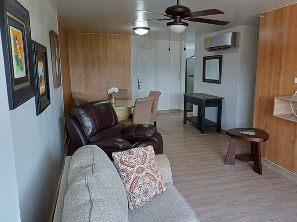 Vendo apartamento Condado Country Club