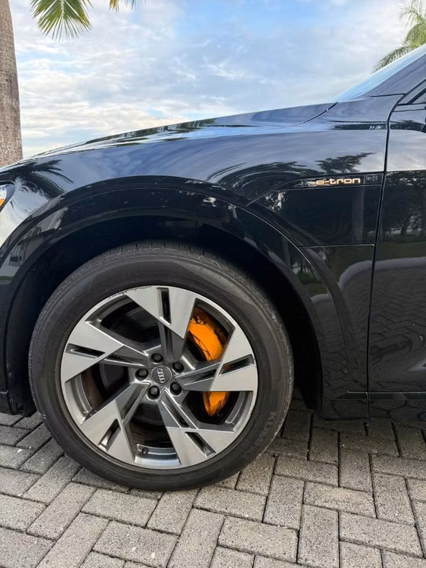 Audi e tron