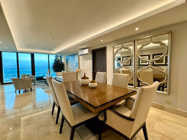 PH THE COLONIAL - SANTA MARÍA - FOR SALE