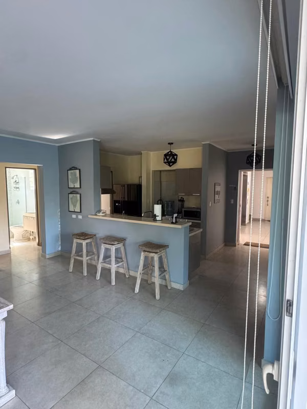 EN SALE-124; Spacious Ground Floor Apartment with Private Garden - Quarry Heights, Bijao