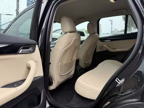 BMW X1 sDrive 2.0i