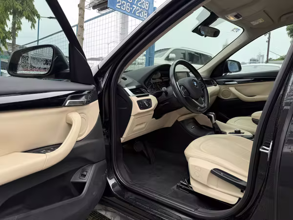 BMW X1 sDrive 2.0i