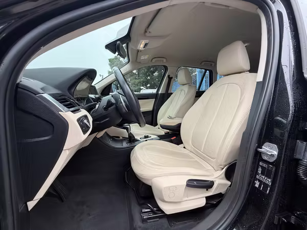 BMW X1 sDrive 2.0i