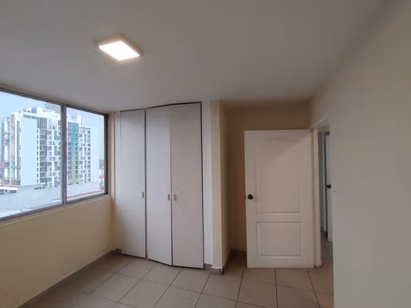 For Rent! Centrally Located and Pet-Friendly Apartment on Vía España