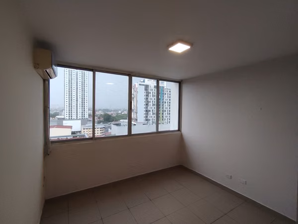 For Rent! Centrally Located and Pet-Friendly Apartment on Vía España