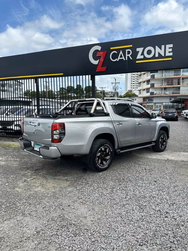 Mitsubishi L