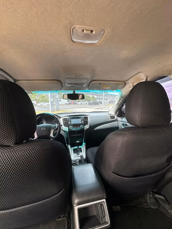 Mitsubishi L