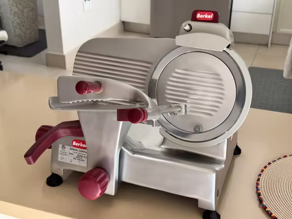 Fibres cutter / Berkel WINES 823E-PLUS - Professional quality US $600 ·